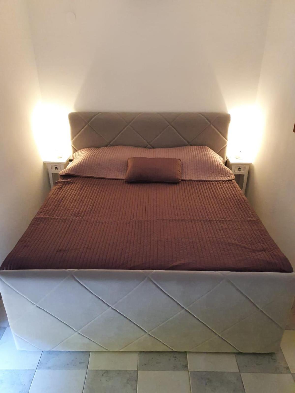 Apartments Zadar Nin Anton I Martina Vrsi Phòng bức ảnh